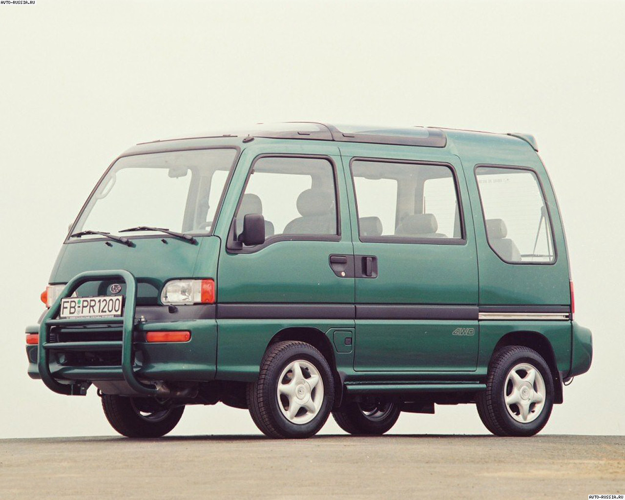 Subaru Libero: 5 фото