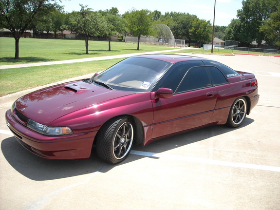 Subaru SVX: 8 фото