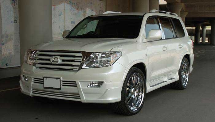 Toyota Land Cruiser 200: 6 фото