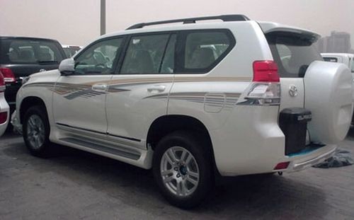 Toyota Land Cruiser Prado: 9 фото