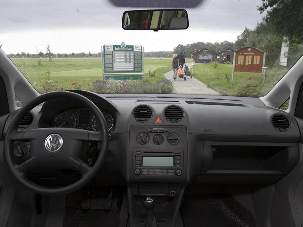 Volkswagen Caddy Kasten: 8 фото