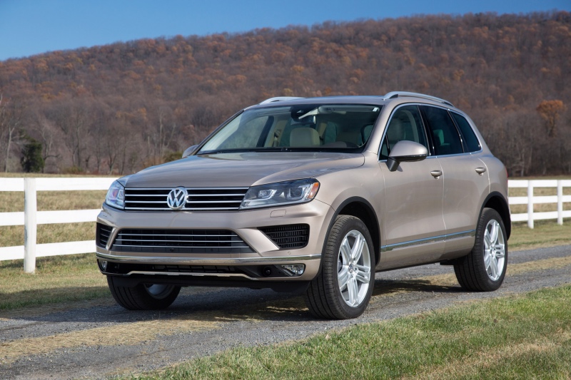 Volkswagen Touareg 2016: 4 фото