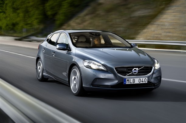 Volvo V40 I: 5 фото