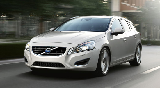 Volvo V60: 3 фото